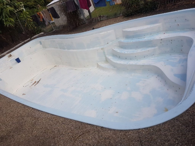 fibreglass pool repair queensland