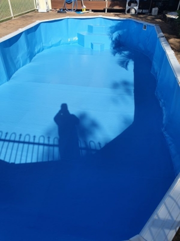 Vinyl liner swimming pool repair