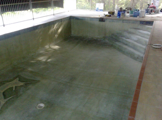 concrete swimming pool renovation